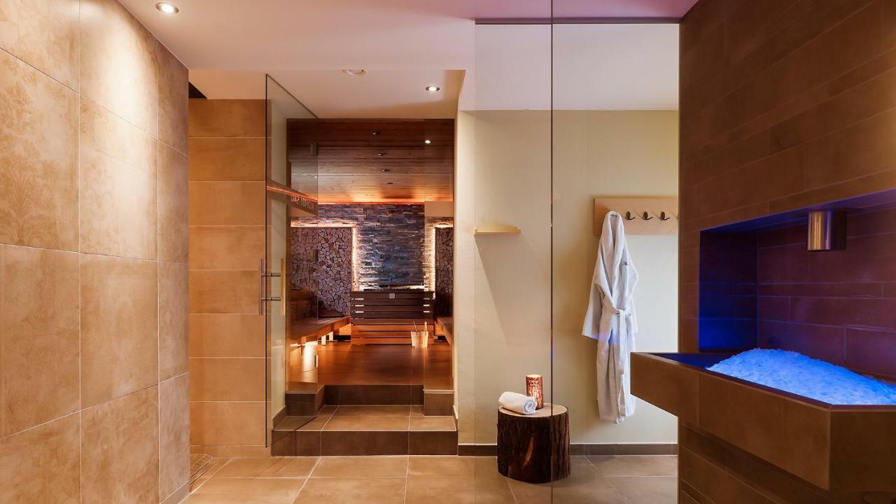 Hotel Astoria Samnaun Ngoại thất bức ảnh